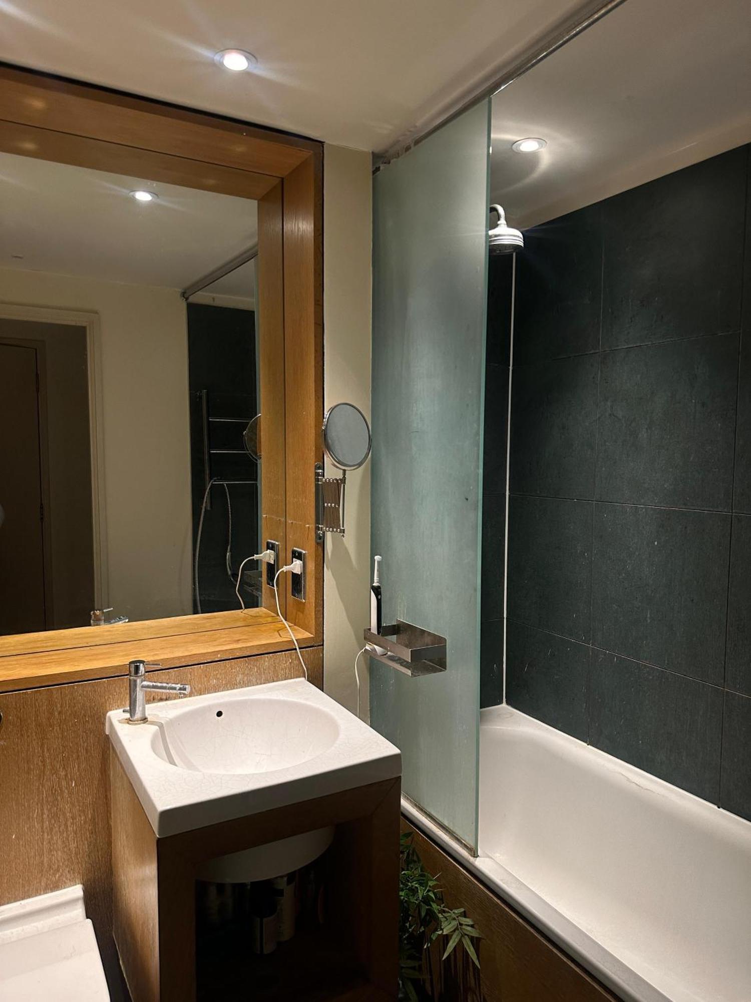 The Skyline Square Flat Close To Paddington Station * London