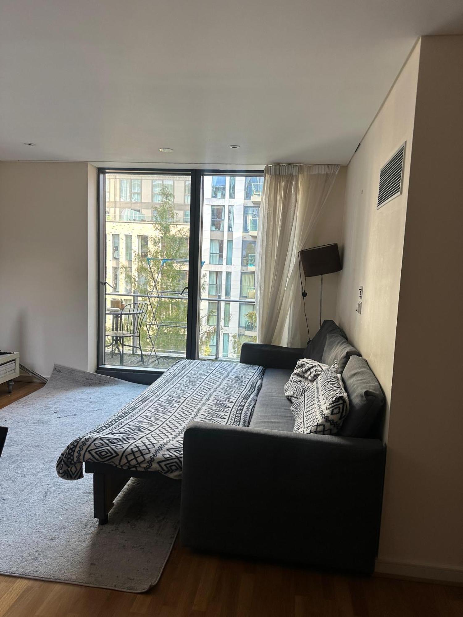 The Skyline Square Flat Close To Paddington Station London